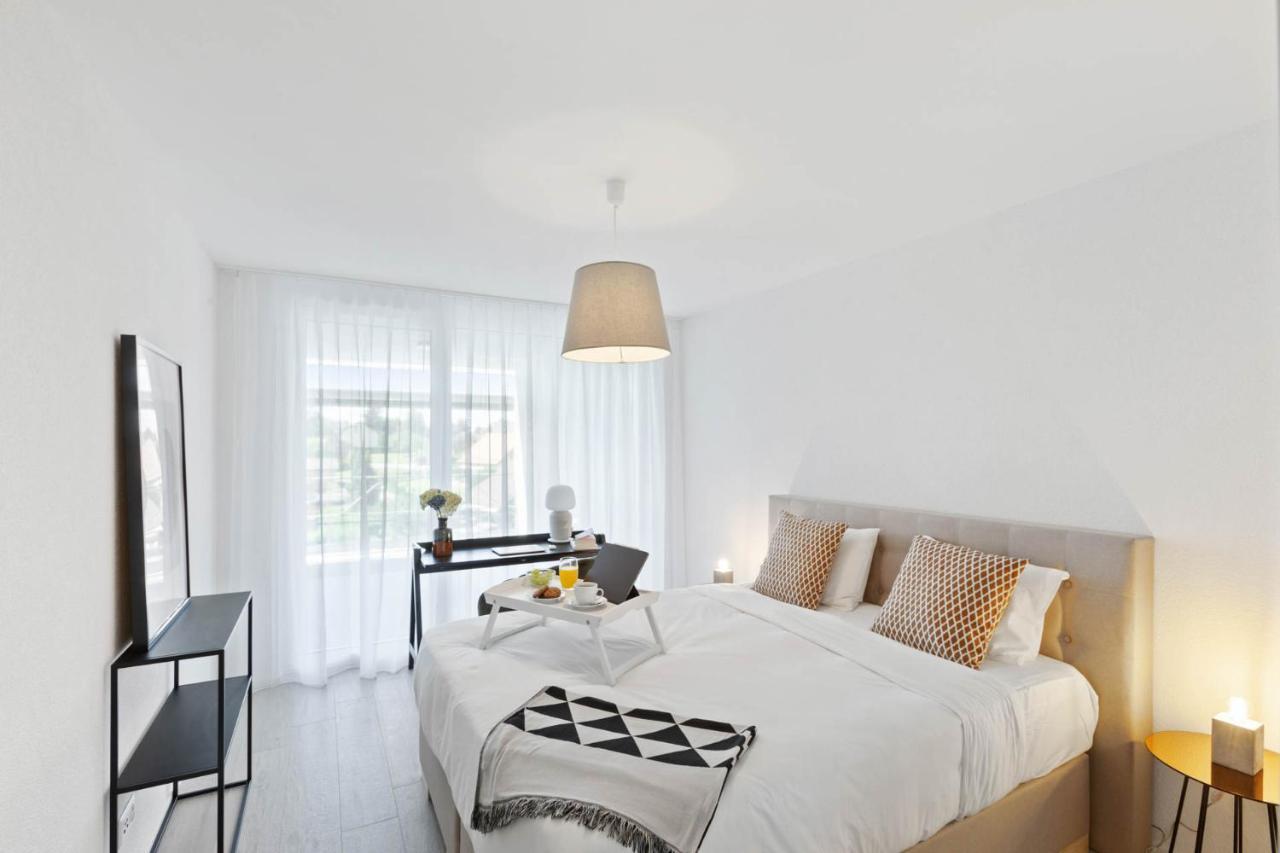 Olympia Homes Beautifully Furnished Flats Epalinges Bagian luar foto